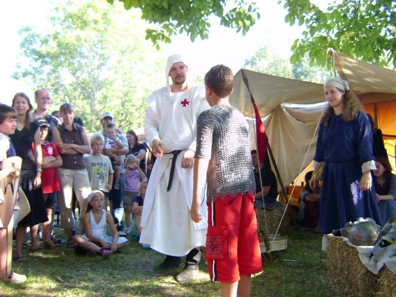 picture016.jpg